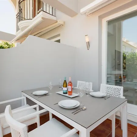 Holiday home House With Sea And Mountain Views On The Beach, Bahia De Marbella